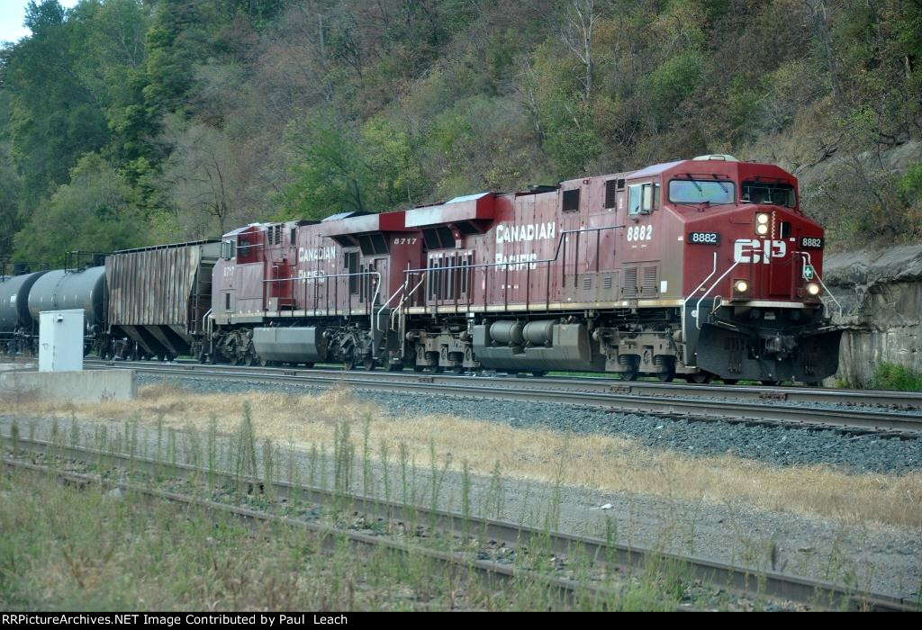 Eastbound crude oil loads